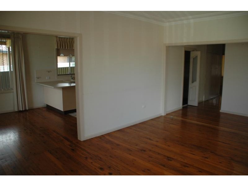 3 Gillis St, Dubbo NSW 2830
