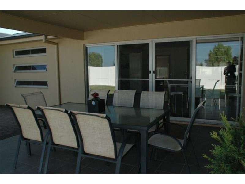 2 Lago  Ct, Dubbo NSW 2830