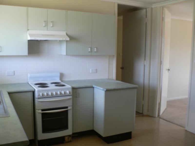 16 Salter Dr, Dubbo NSW 2830