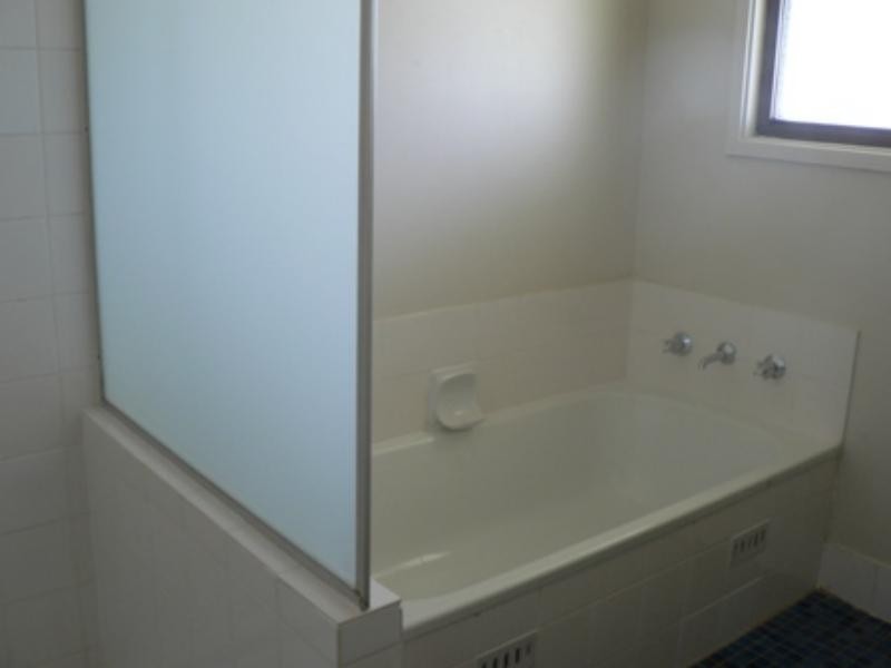 16 Salter Dr, Dubbo NSW 2830