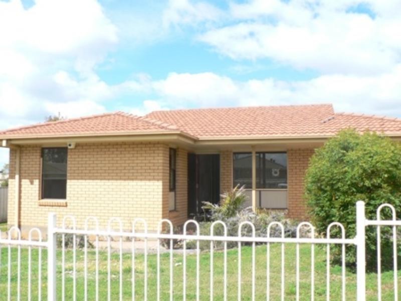 20 Salter Dr, Dubbo NSW 2830