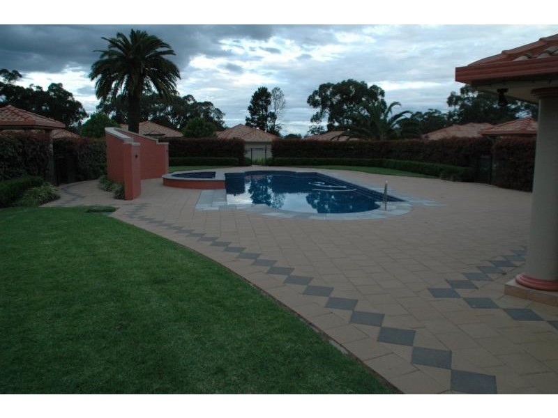 16/3 Royal Pines  Cl, Dubbo NSW 2830