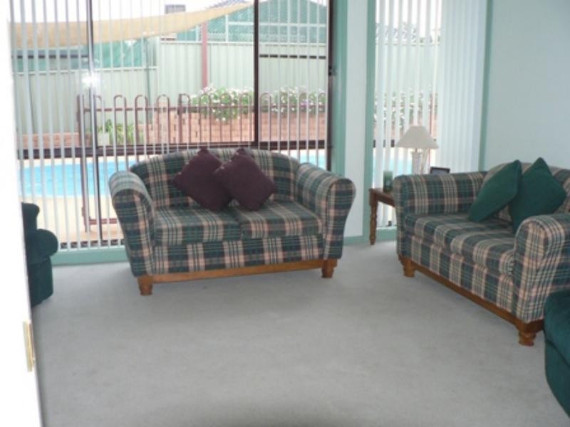 18 Ronald St, Dubbo NSW 2830