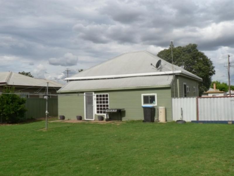 27 North St, Dubbo NSW 2830