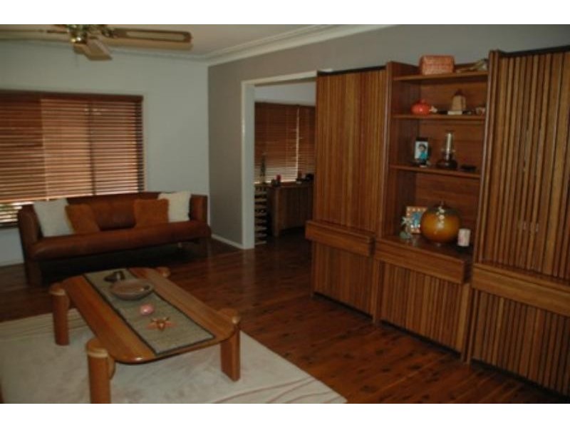 5 Bent St, Dubbo NSW 2830