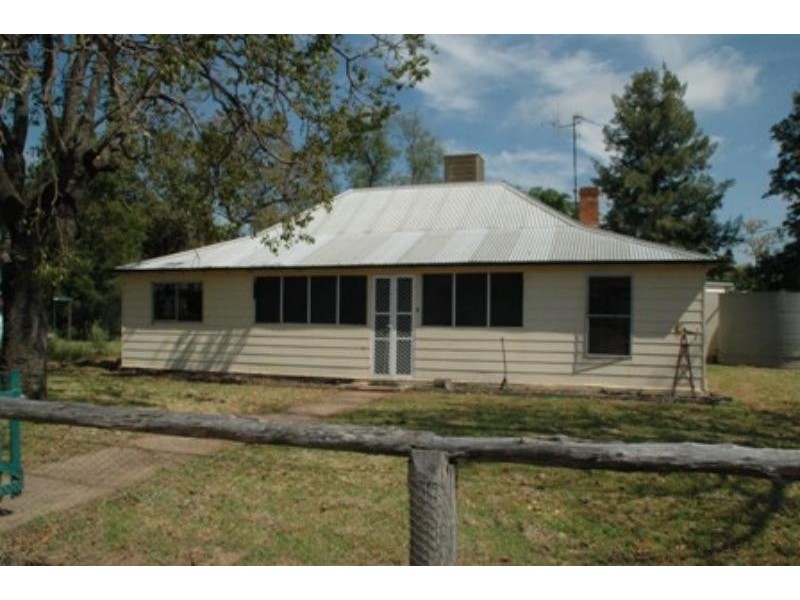 20 Bomen St, Ballimore NSW 2830