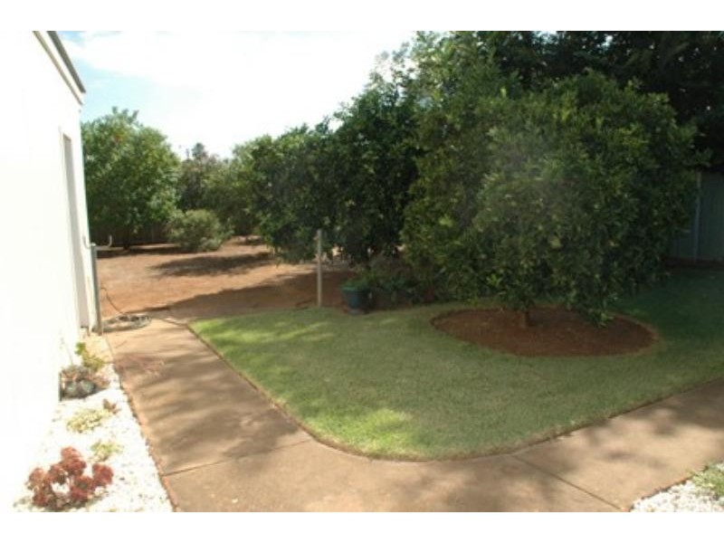 32 Lovett Ave, Dubbo NSW 2830