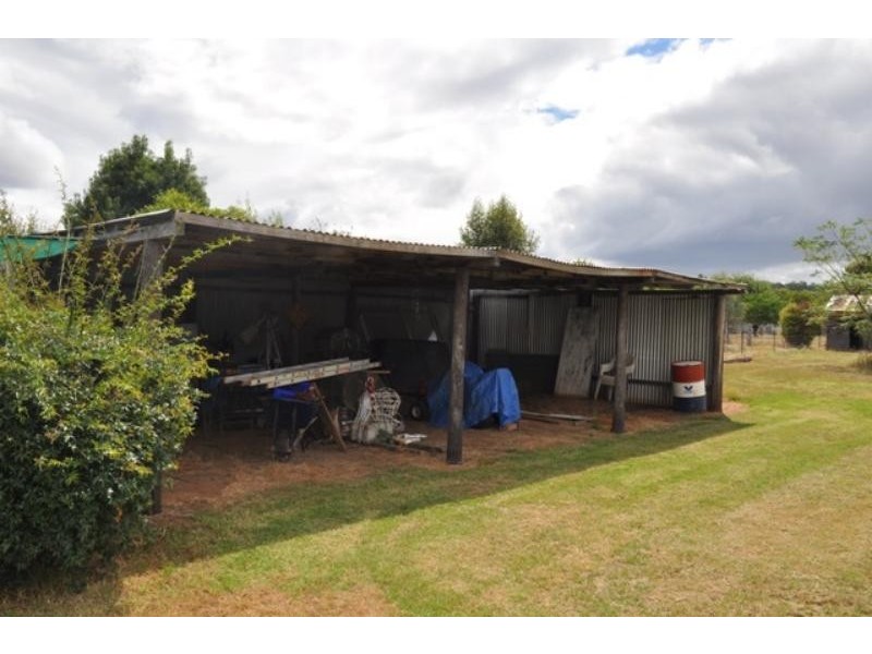 51 Cobra St, Mendooran NSW 2842