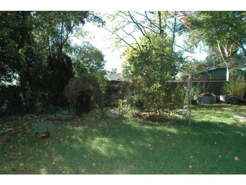 24A Crown St, Dubbo NSW 2830