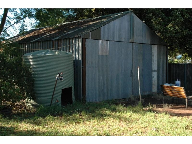 24A Crown St, Dubbo NSW 2830