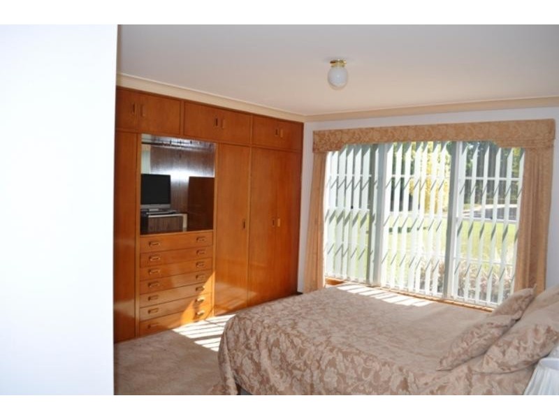 4 Webber Dr, Dubbo NSW 2830