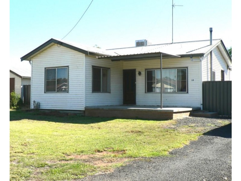 13 Minore  Rd, Dubbo NSW 2830