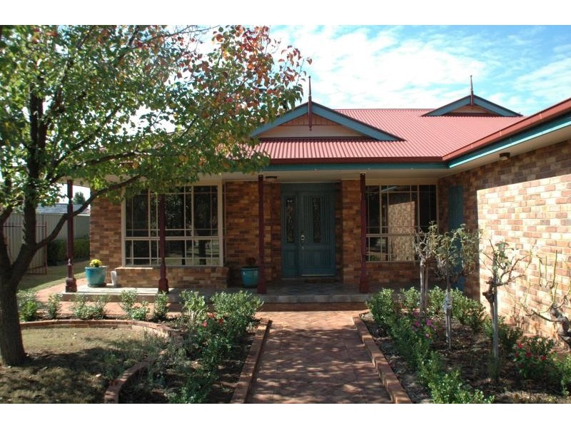 3 Murray Ave, Dubbo NSW 2830