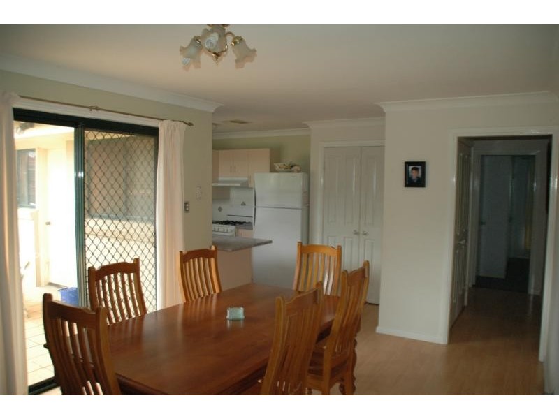 84 Twickenham  Dr, Dubbo NSW 2830