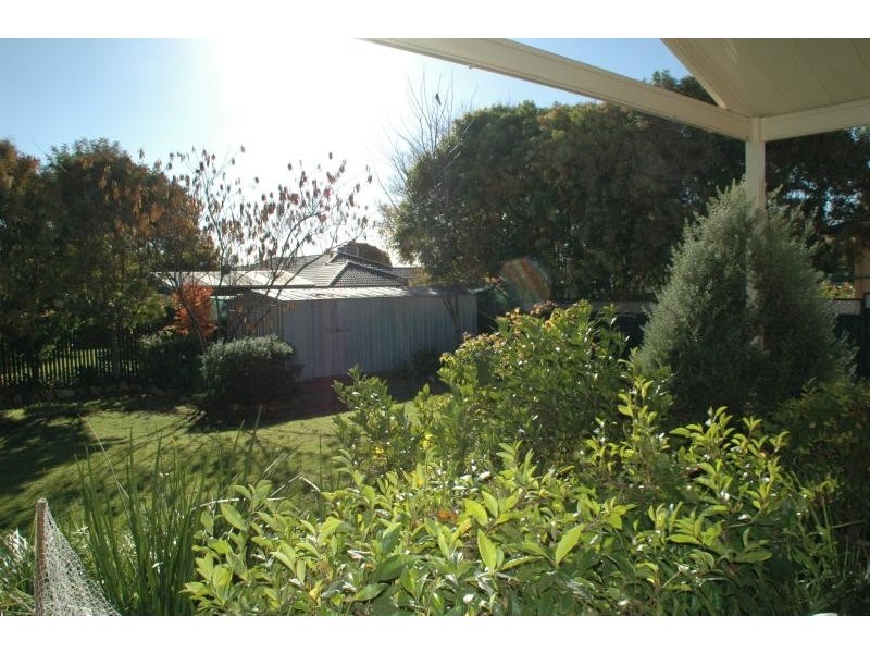 4 Oakmont Ave, Dubbo NSW 2830