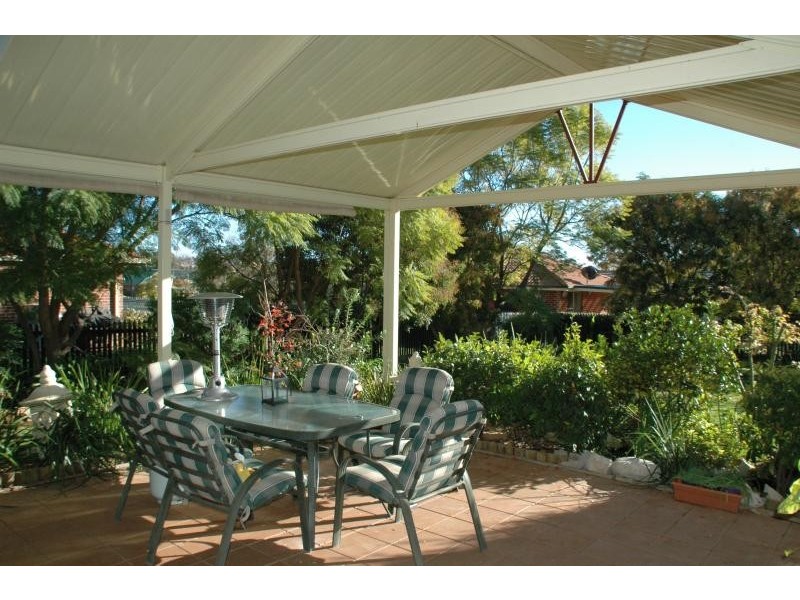 4 Oakmont Ave, Dubbo NSW 2830