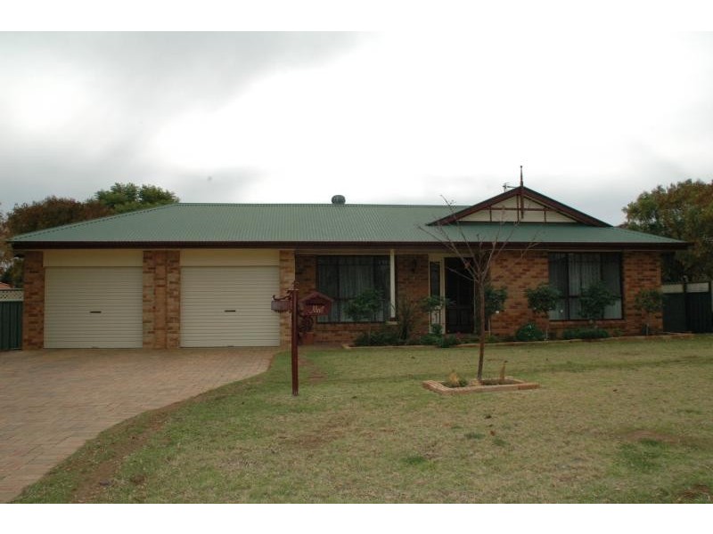 4 Oakmont Ave, Dubbo NSW 2830