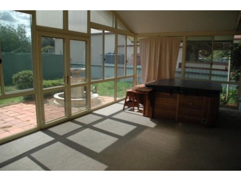 3B Gillis St, Dubbo NSW 2830