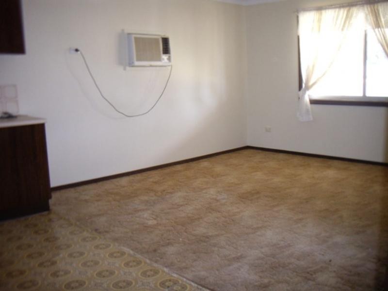 75 Temoin St, Trangie NSW 2823