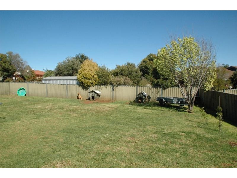 6 Cyril Towers St, Dubbo NSW 2830