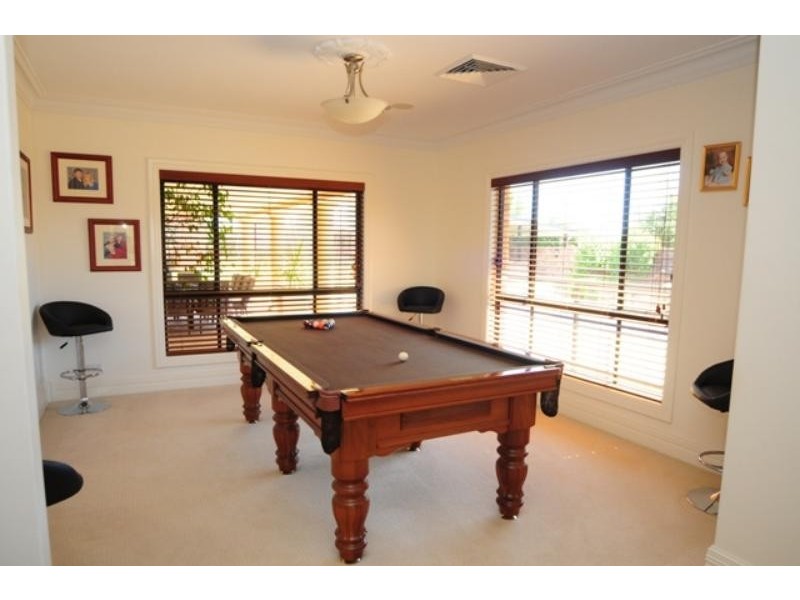 4 Noccundra Pl, Dubbo NSW 2830