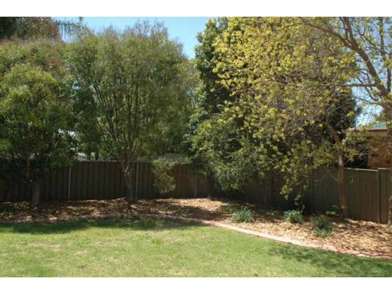 12 O’Connor  Pl, Dubbo NSW 2830