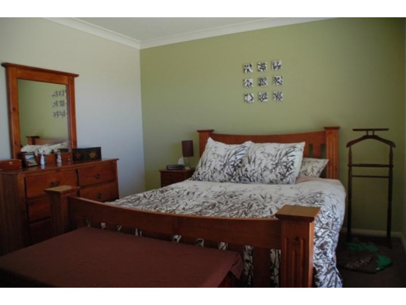 12 O’Connor  Pl, Dubbo NSW 2830