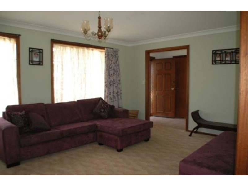 69 Websdale Dr, Dubbo NSW 2830