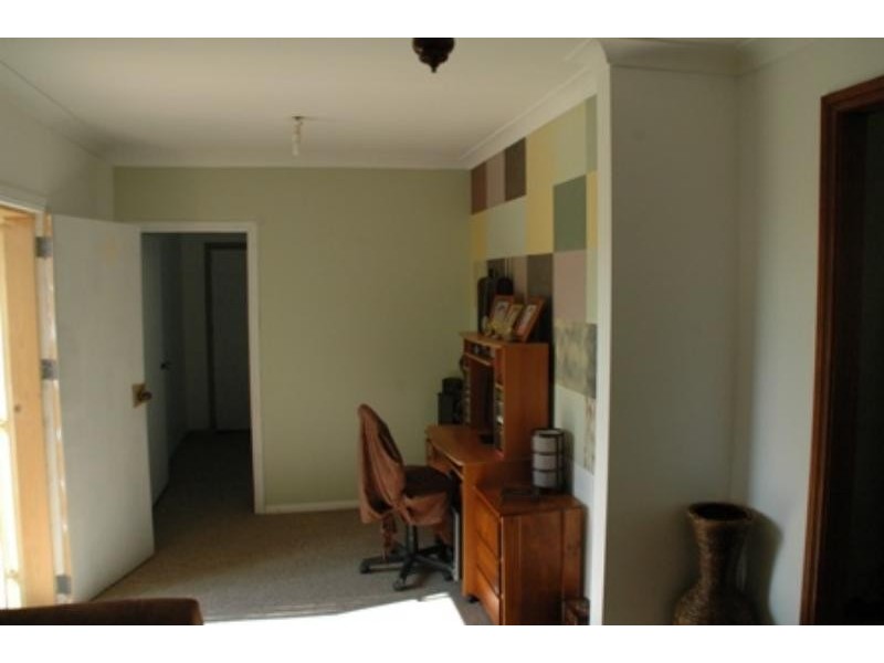 69 Websdale Dr, Dubbo NSW 2830