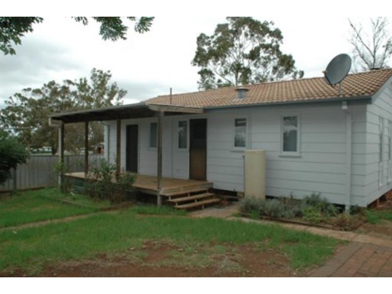 27 Catherine  Dr, Dubbo NSW 2830