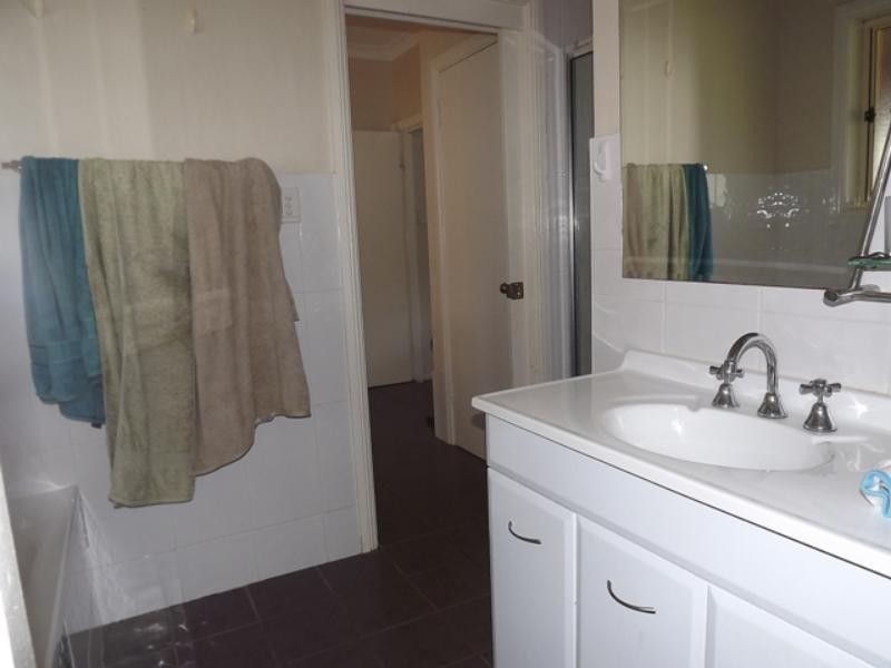 42 Elizabeth St, Dubbo NSW 2830