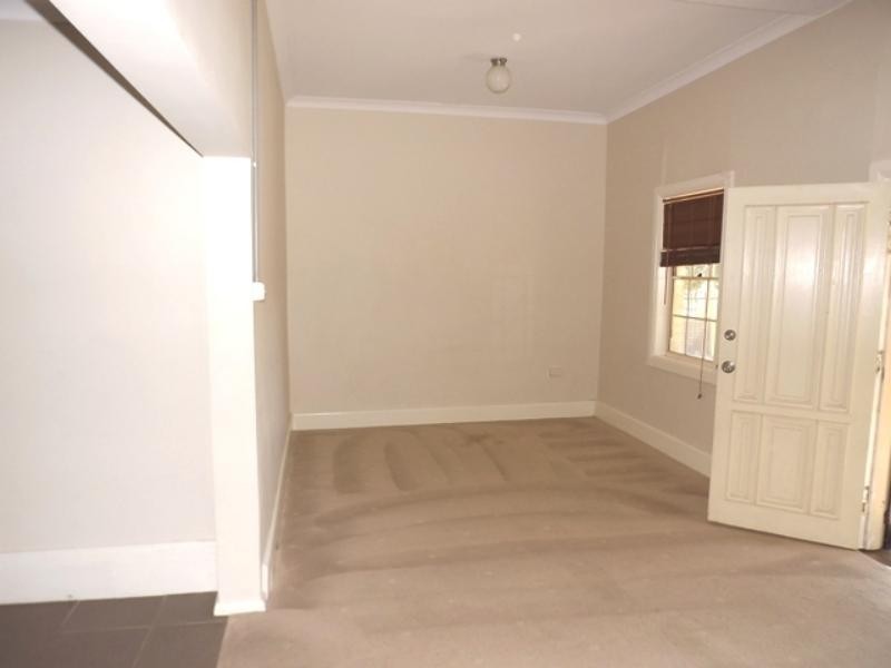 42 Elizabeth St, Dubbo NSW 2830