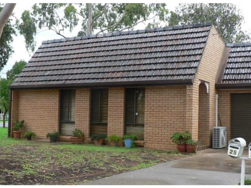 25 Corbett Ave, Dubbo NSW 2830