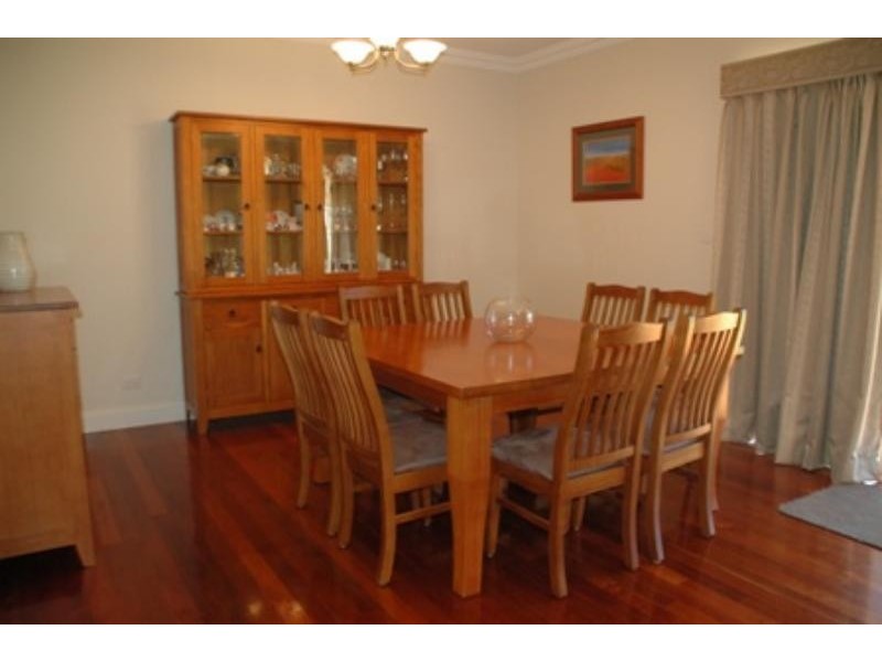 2 Thomas Smith Pl, Dubbo NSW 2830