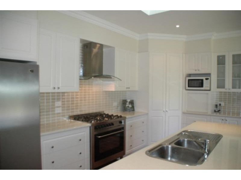 2 Thomas Smith Pl, Dubbo NSW 2830