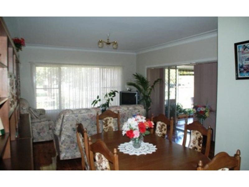 30 Lovett  Ave, Dubbo NSW 2830