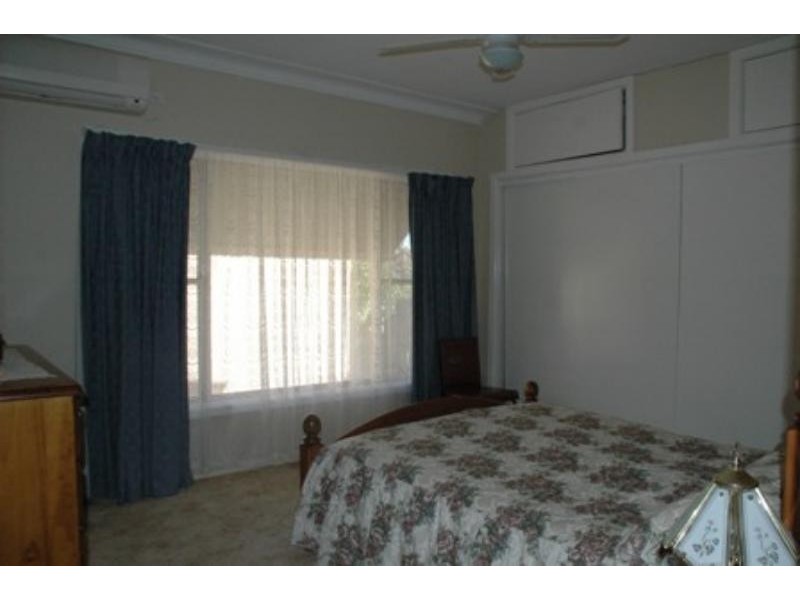 30 Lovett  Ave, Dubbo NSW 2830