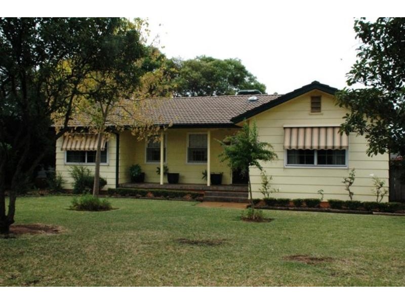 1 Cooinda Cres, Dubbo NSW 2830