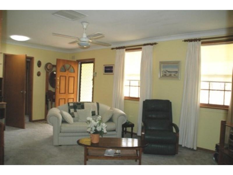 1 Cooinda Cres, Dubbo NSW 2830