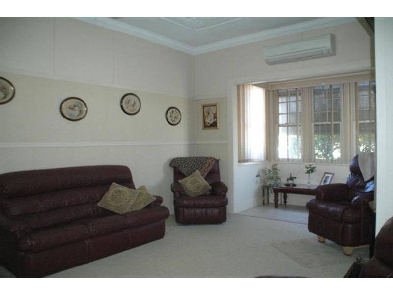 233 Brisbane  St, Dubbo NSW 2830