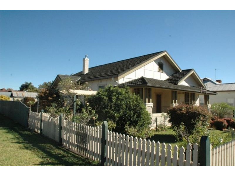233 Brisbane  St, Dubbo NSW 2830