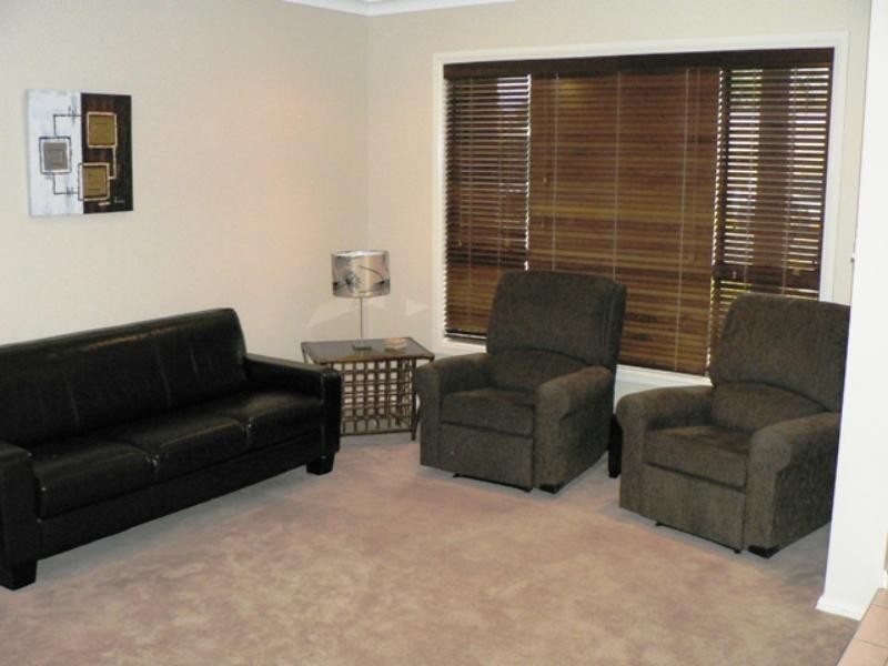 4 Ashlundie  Cres, Dubbo NSW 2830