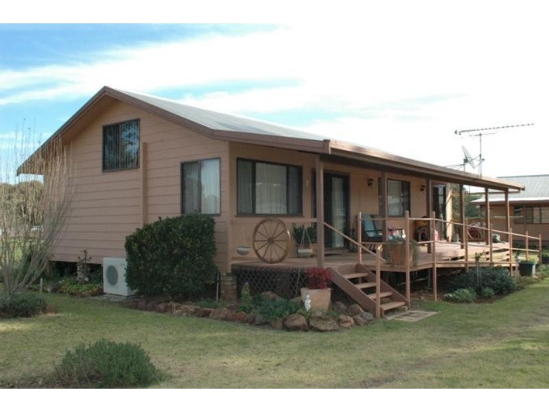 55 Abbott St, Mendooran NSW 2842