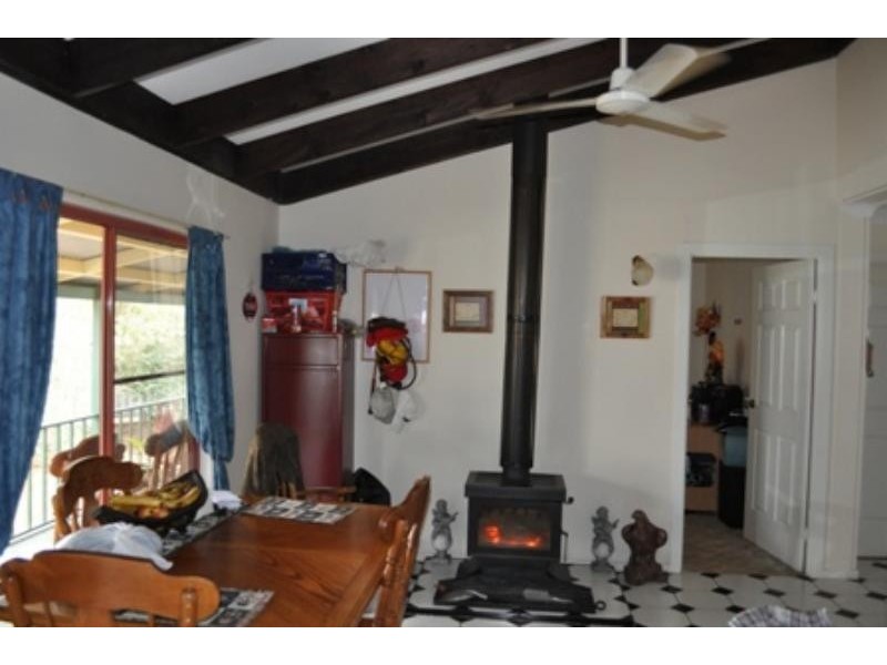 123 Railway Rd, Peak Hill NSW 2869