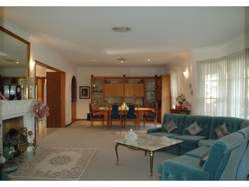 67 Stonehaven Ave, Dubbo NSW 2830