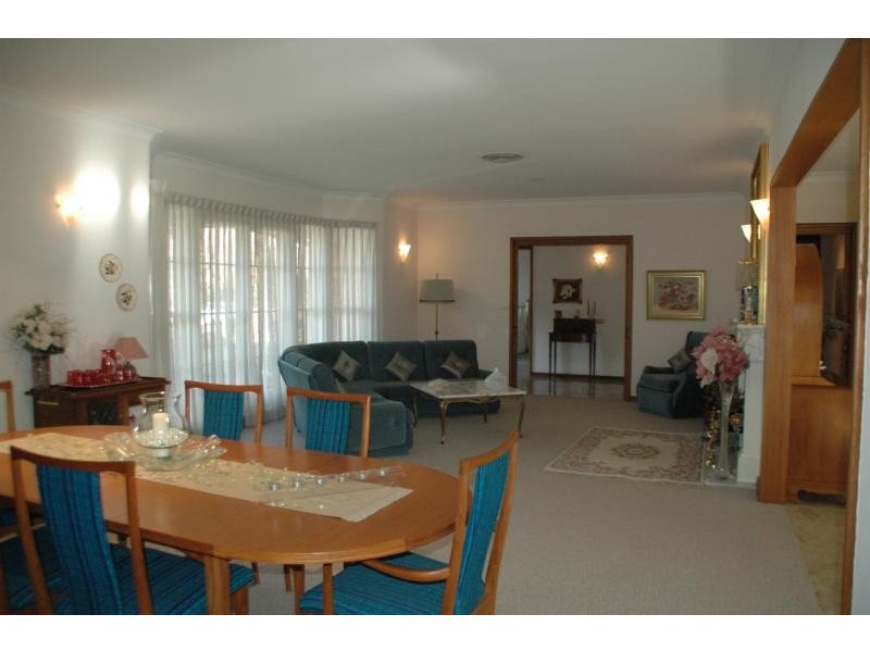 67 Stonehaven Ave, Dubbo NSW 2830