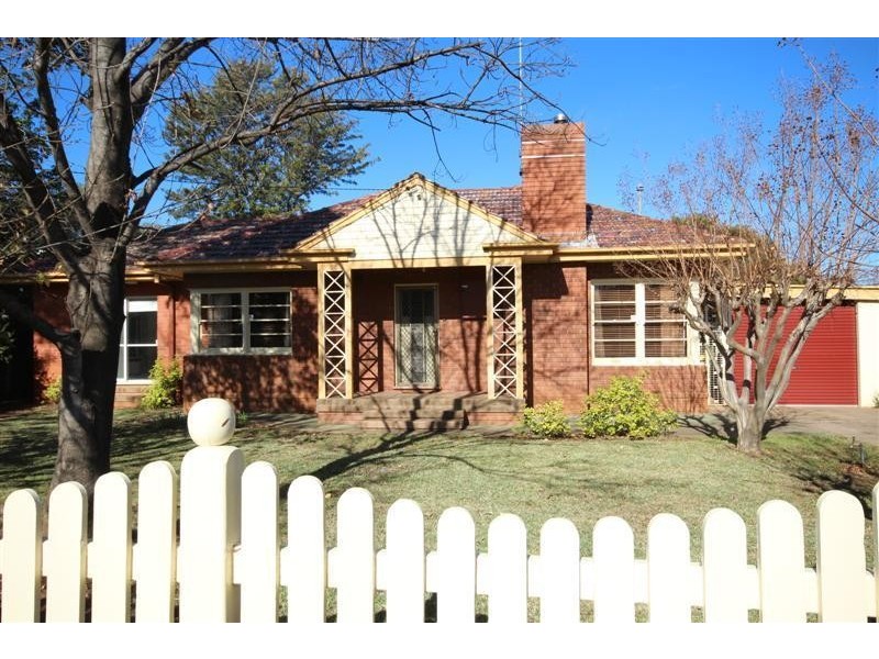 27 Short St, Dubbo NSW 2830