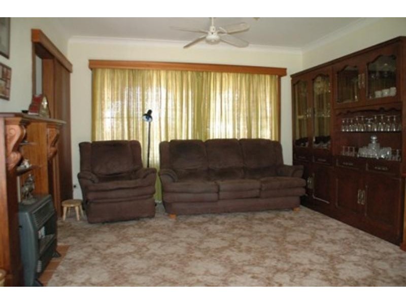 8 Opal  St, Dubbo NSW 2830