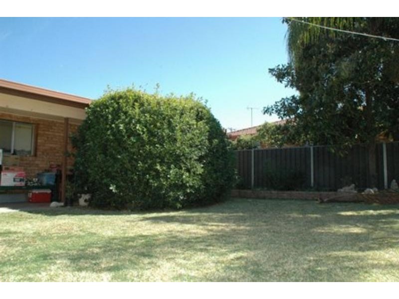 8 Opal  St, Dubbo NSW 2830