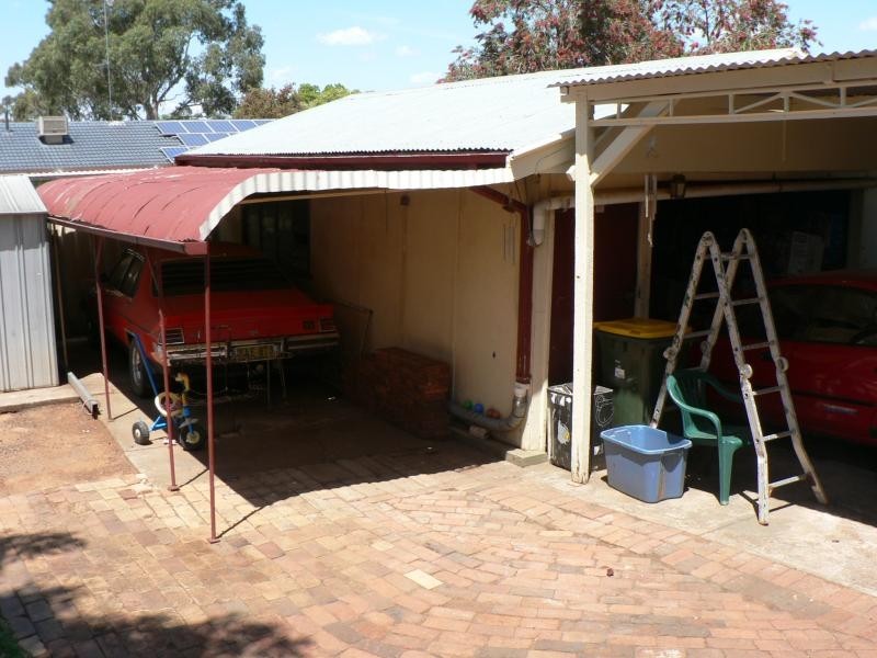 9 Cooinda Cres, Dubbo NSW 2830